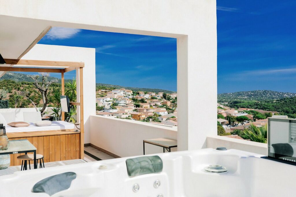 Immeuble du Sud à Sainte-Maxime (83120) investir en crowdfunding immobilier var