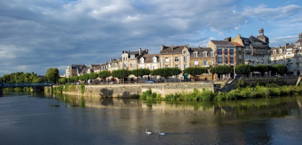 opportunité d'investissemnt en Crowdfunding Immobilier dans le Local Charleville-Mézières à Charleville-Mézières (08)